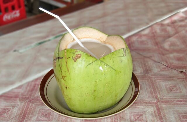 Woda kokosowa